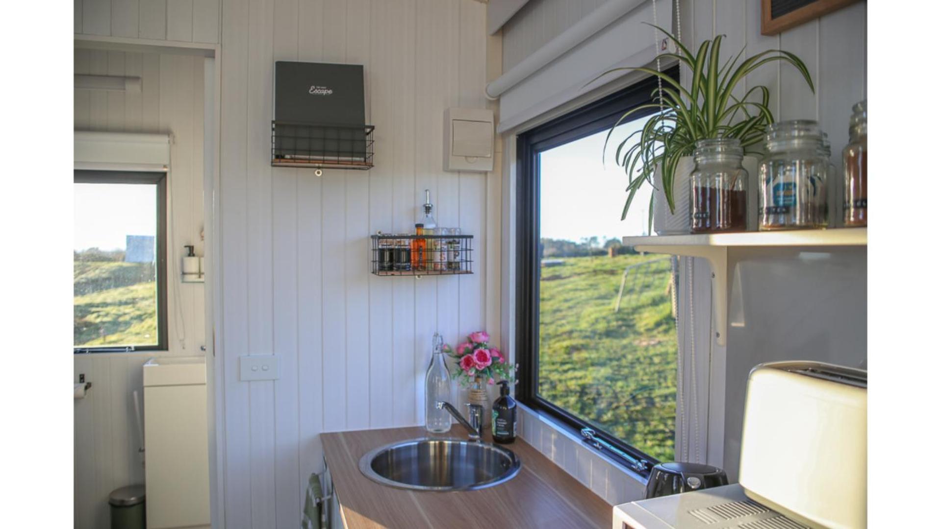 Taranaki Creekside Kea By Tiny Away Villa Stratford Exterior photo
